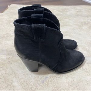 Vince Camuto Black Hillsy Ankle Booties 